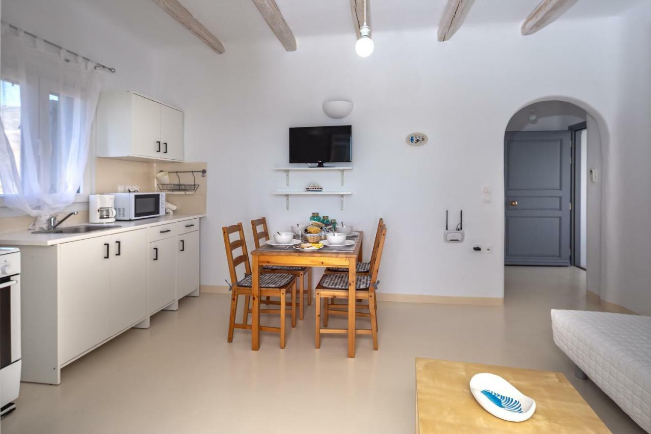 Karystos Villas *