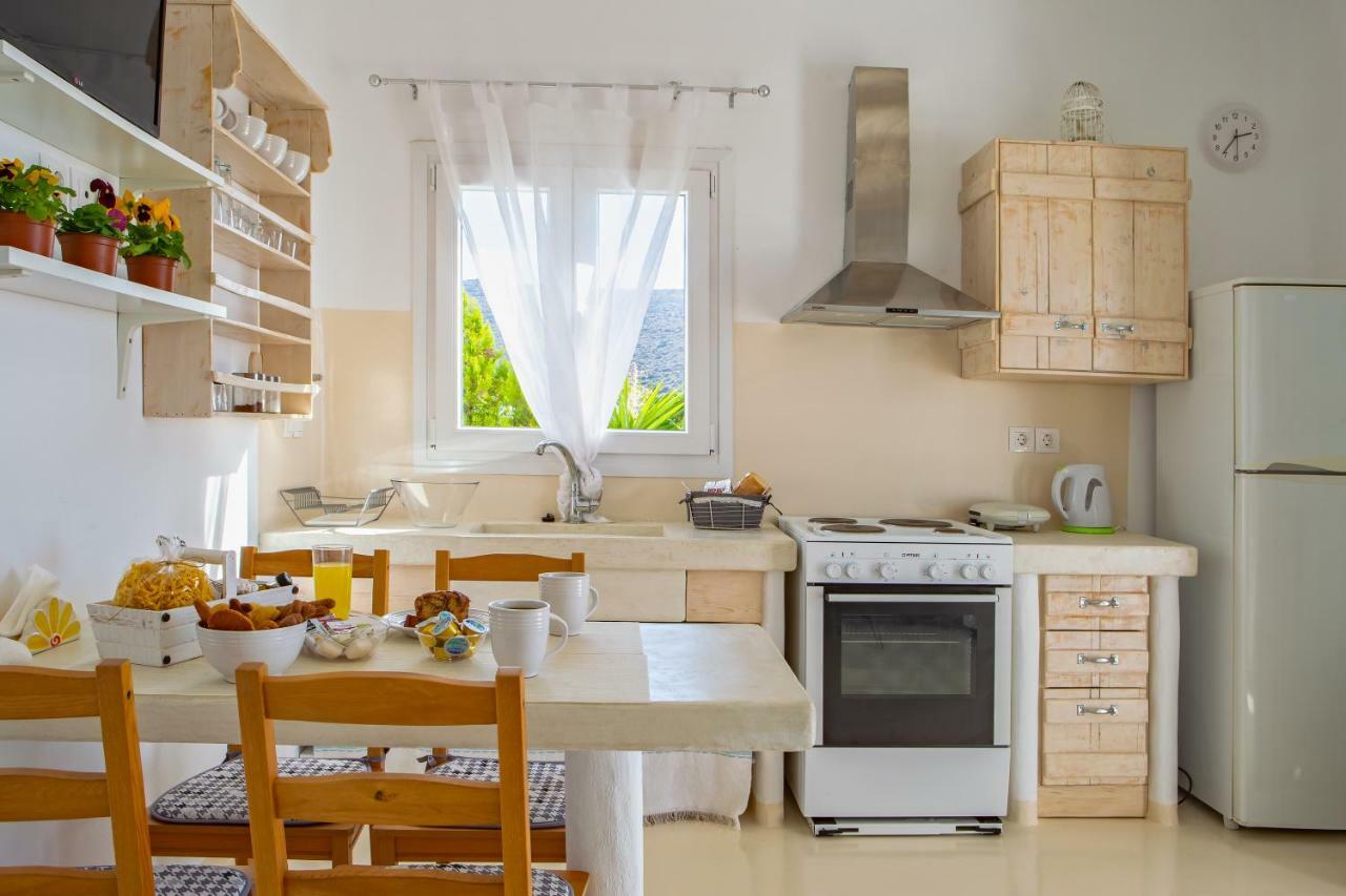 Karystos Villas *