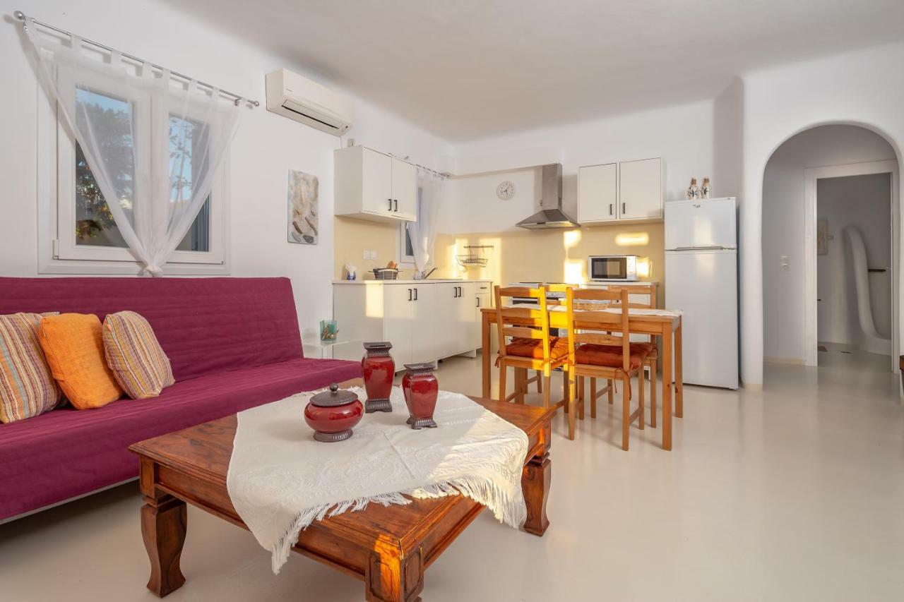 Karystos Villas *